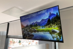 4k HDR display installation